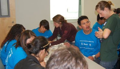 IGERT fellows Bethany Wiggington and Lauren Misch help local middle and high school students build solar cars, and understand concepts of renewable energy and materials science.