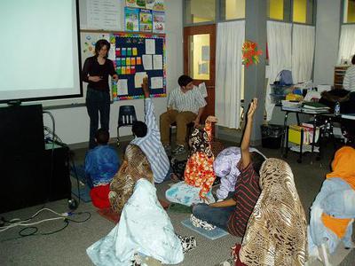 Students at Banaadir Academy learning about watersheds from IGERT graduate students at the University of Minnesota